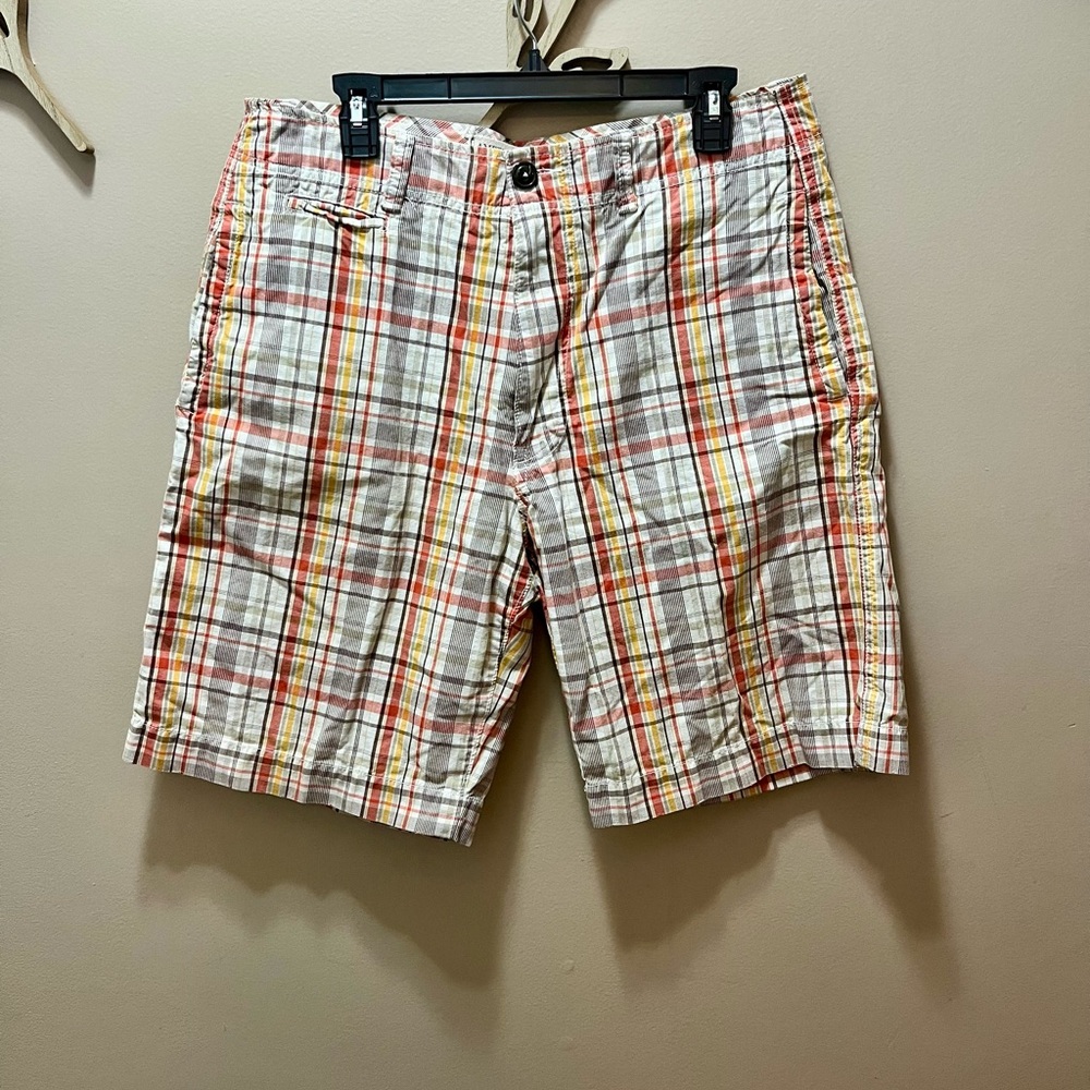 American Eagle Men’s Plaid Shorts Size 33 - Picture 1 of 6